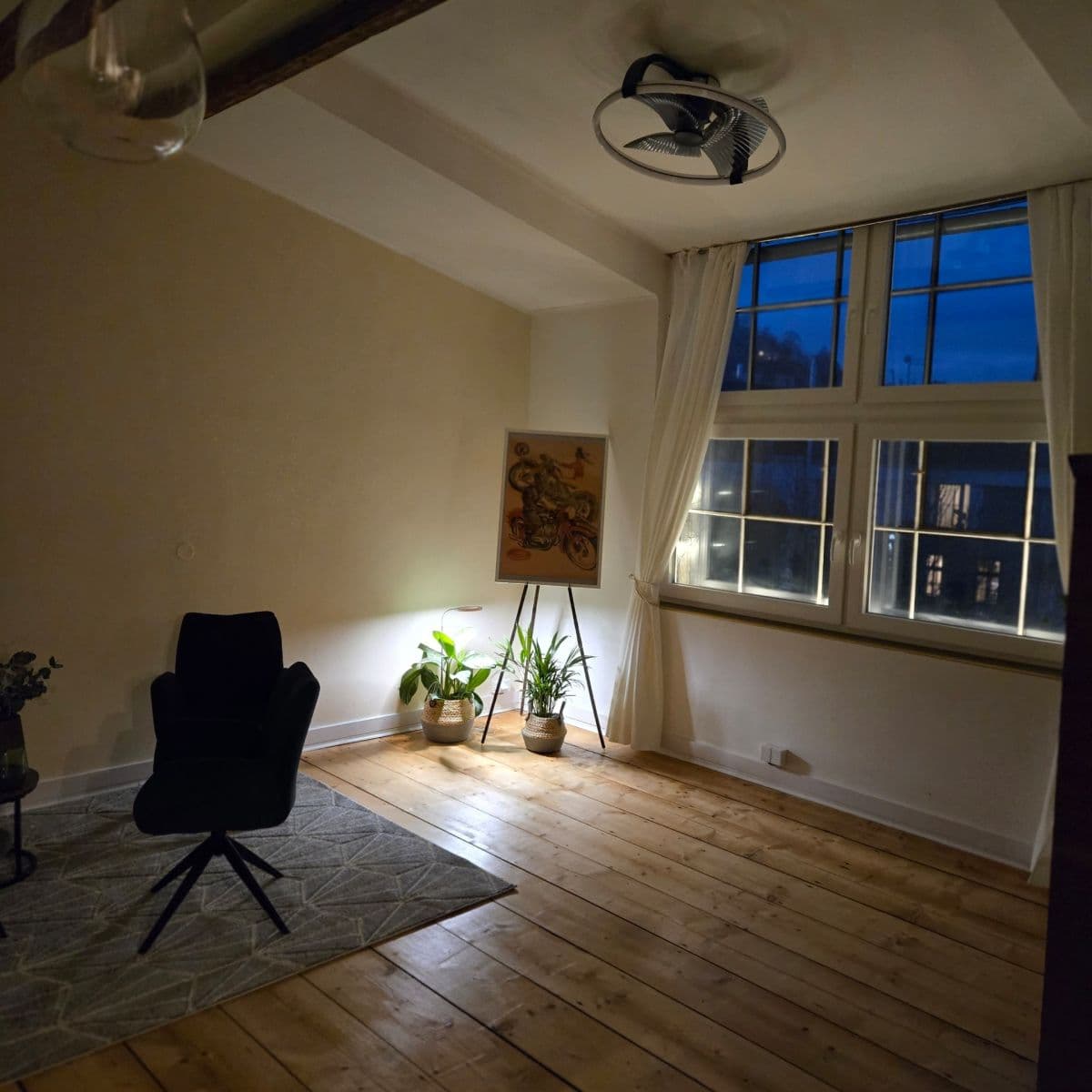 Prenájom bytu 1-izbový 40 m², Janáčkovo nábřeží, Praha, Praha Prenájom bytu 1-izbový 40 m², Janáčkovo nábřeží, Praha, Praha