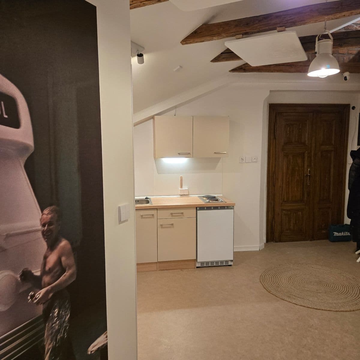 Prenájom bytu 1-izbový 40 m², Janáčkovo nábřeží, Praha, Praha Prenájom bytu 1-izbový 40 m², Janáčkovo nábřeží, Praha, Praha