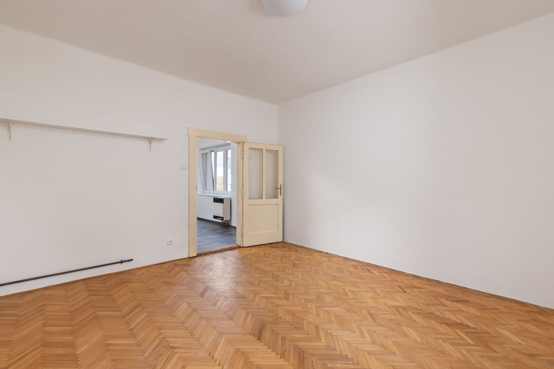 Prenájom bytu 1-izbový 45 m², Zdaru, Praha, Praha Prenájom bytu 1-izbový 45 m², Zdaru, Praha, Praha