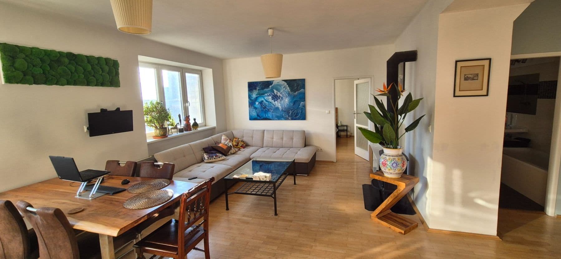 Prenájom bytu 3-izbový 78 m², Nové Mesto, Bratislavský kraj Prenájom bytu 3-izbový 78 m², Nové Mesto, Bratislavský kraj