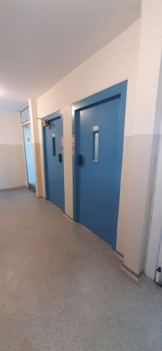 Prenájom bytu 2-izbový 48 m², Mendelova, Praha, Praha Prenájom bytu 2-izbový 48 m², Mendelova, Praha, Praha