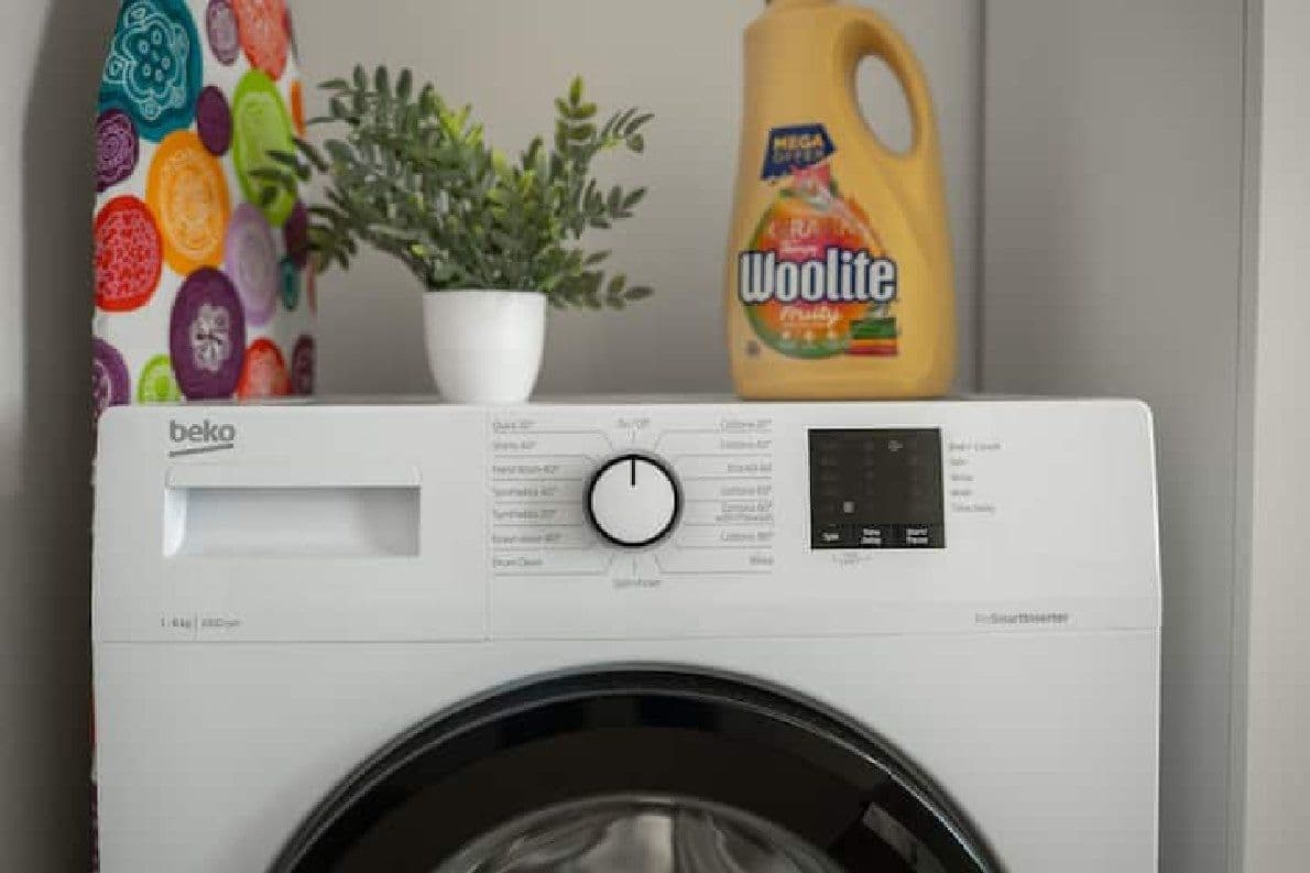 Prenájom bytu 25 m², Varšavská, Praha, Praha Prenájom bytu 25 m², Varšavská, Praha, Praha