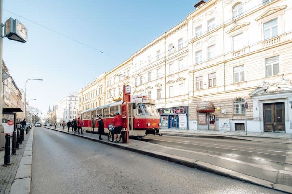 Prenájom bytu 25 m², Varšavská, Praha, Praha Prenájom bytu 25 m², Varšavská, Praha, Praha