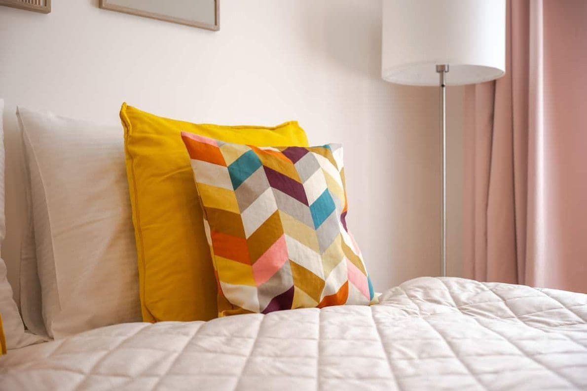 Prenájom bytu 25 m², Varšavská, Praha, Praha Prenájom bytu 25 m², Varšavská, Praha, Praha