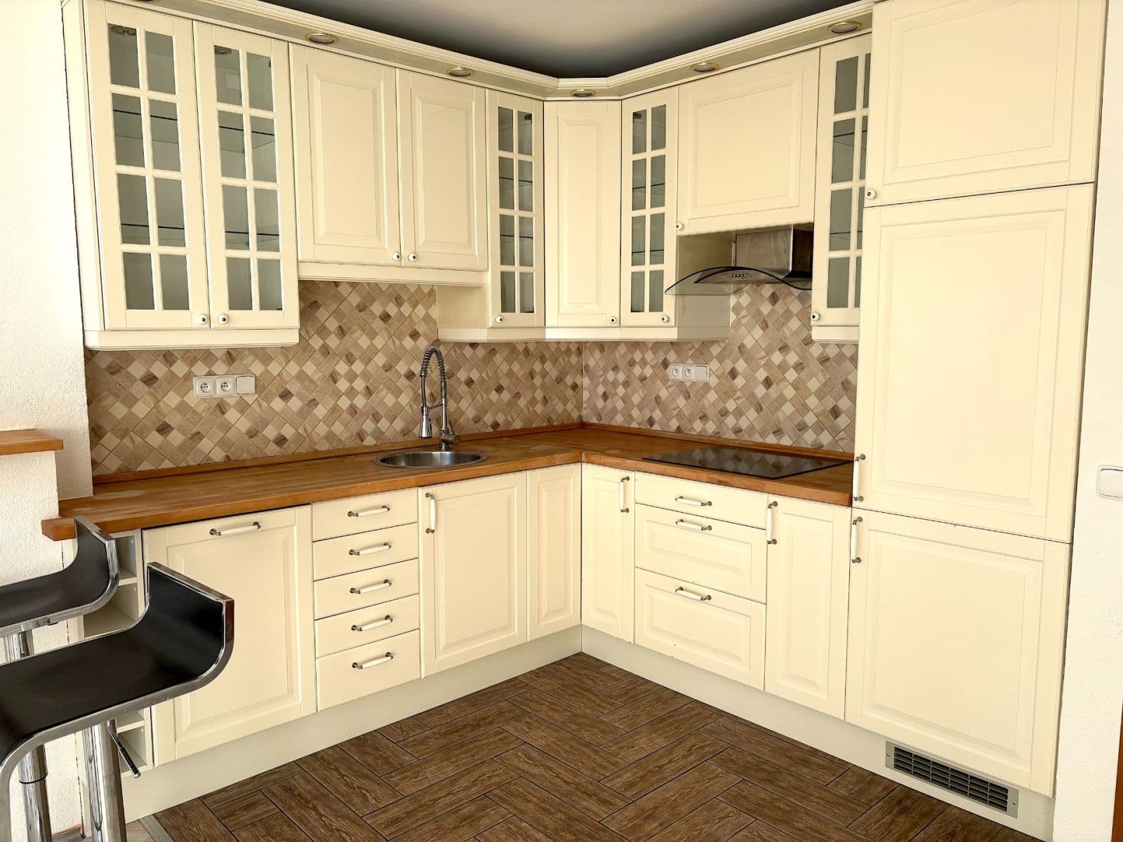 Predaj bytu 2-izbový 54 m², Zvoncovitá, Praha, Praha Predaj bytu 2-izbový 54 m², Zvoncovitá, Praha, Praha