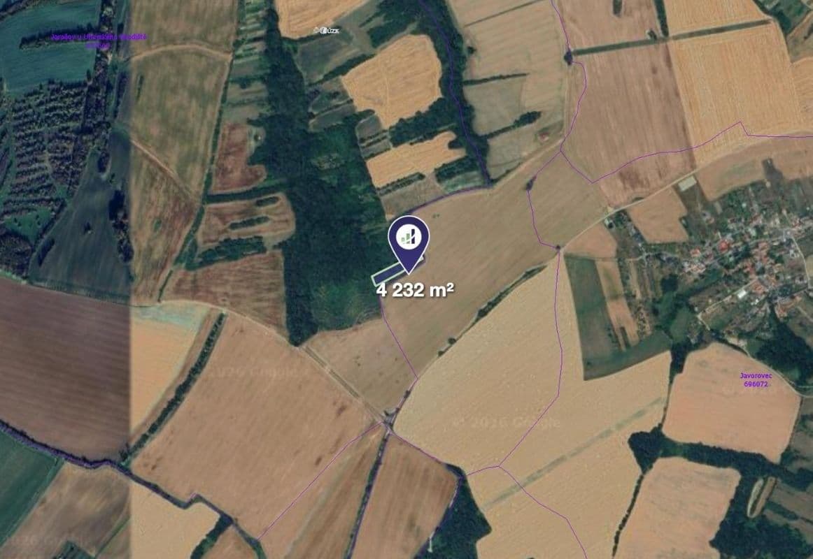 Predaj pozemku 4.232 m², Uherské Hradiště, Zlínský kraj Predaj pozemku 4.232 m², Uherské Hradiště, Zlínský kraj