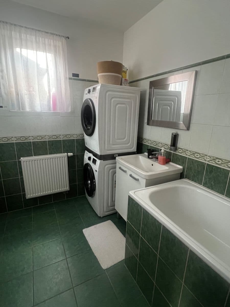 Predaj domu 180 m², pozemek 1.443 m², Netín, Kraj Vysočina Predaj domu 180 m², pozemek 1.443 m², Netín, Kraj Vysočina