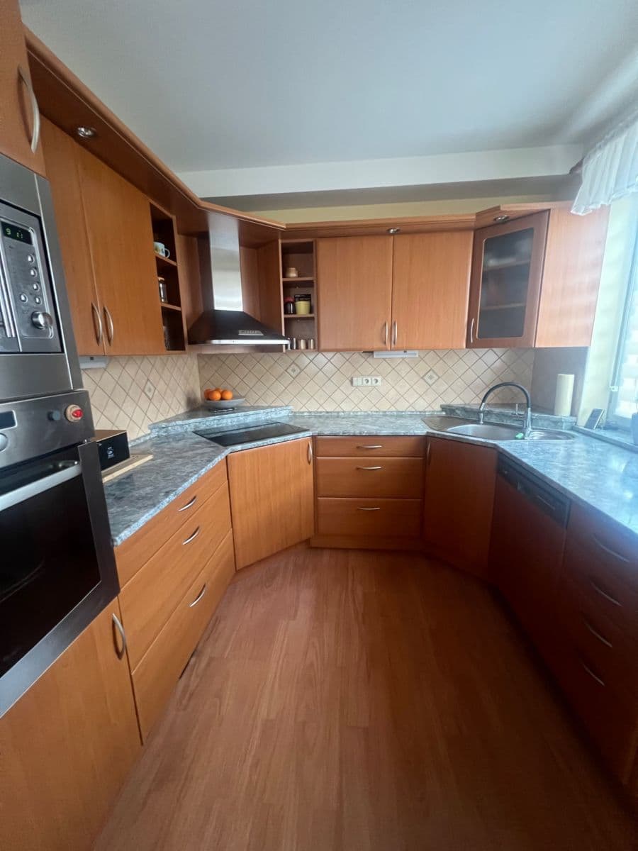 Predaj domu 180 m², pozemek 1.443 m², Netín, Kraj Vysočina Predaj domu 180 m², pozemek 1.443 m², Netín, Kraj Vysočina