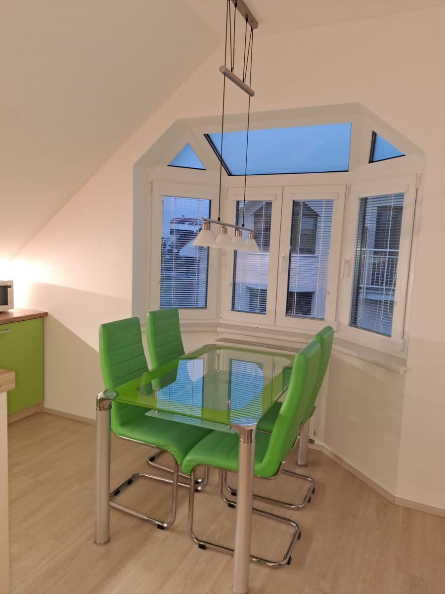 Prenájom bytu 2-izbový 65 m², Na Zahrádkách, Šlapanice, Jihomoravský kraj Prenájom bytu 2-izbový 65 m², Na Zahrádkách, Šlapanice, Jihomoravský kraj