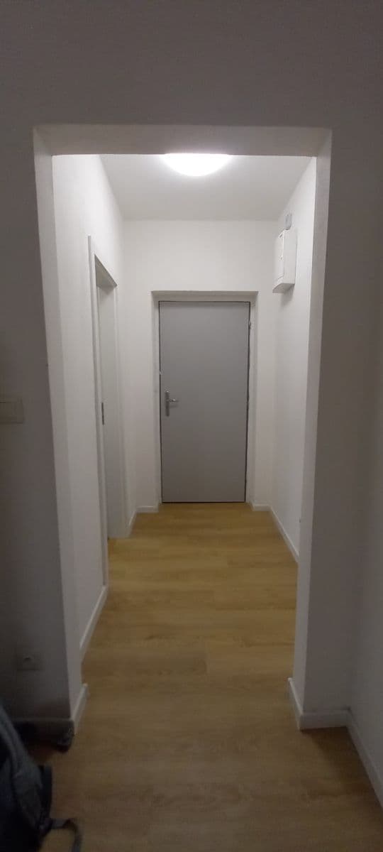 Prenájom bytu 2-izbový 37 m², Cottonové, Ostrava, Moravskoslezský kraj Prenájom bytu 2-izbový 37 m², Cottonové, Ostrava, Moravskoslezský kraj
