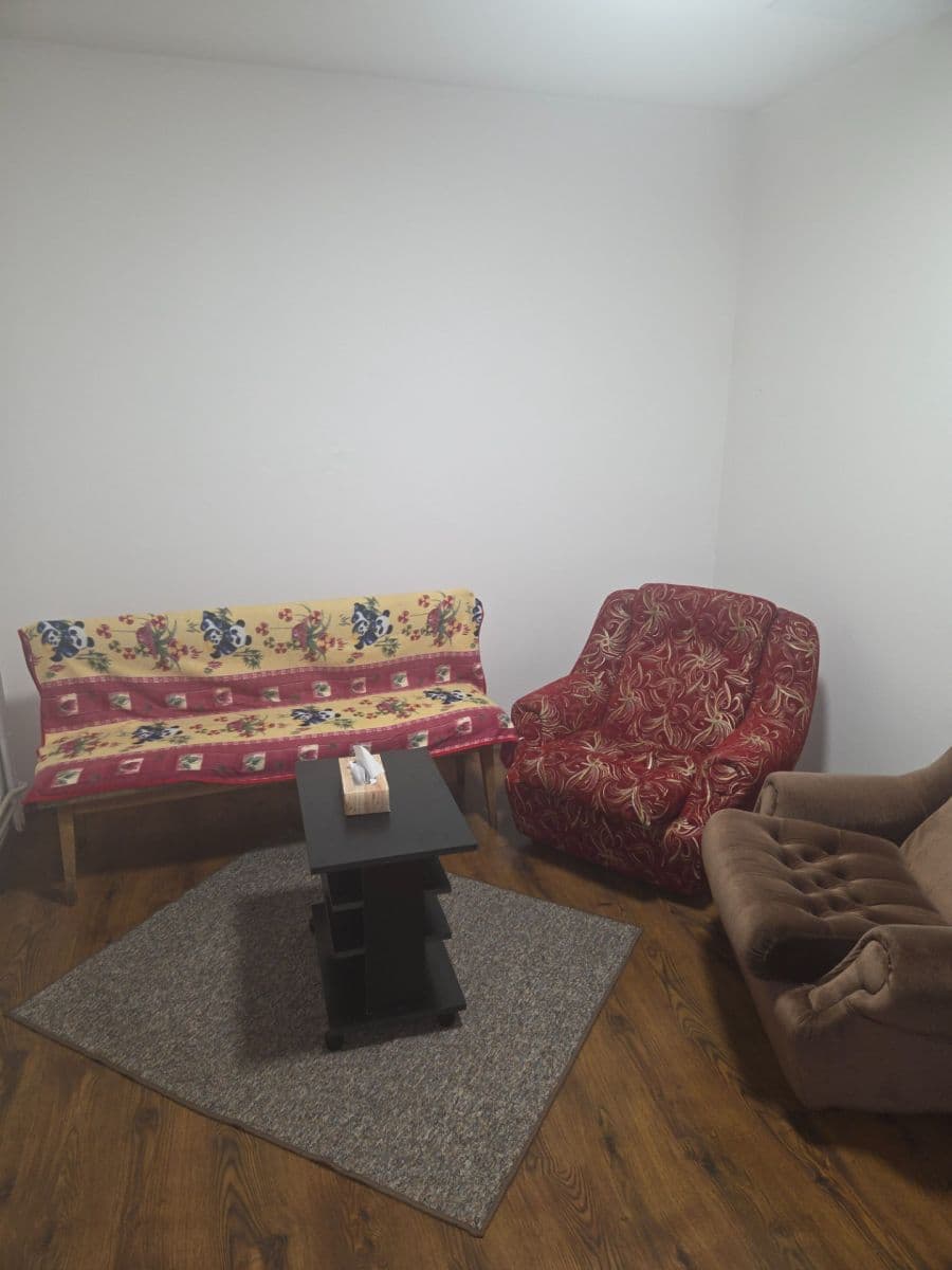 Prenájom bytu 2-izbový 60 m², K Dálnici, Panenské Břežany, Středočeský kraj Prenájom bytu 2-izbový 60 m², K Dálnici, Panenské Břežany, Středočeský kraj