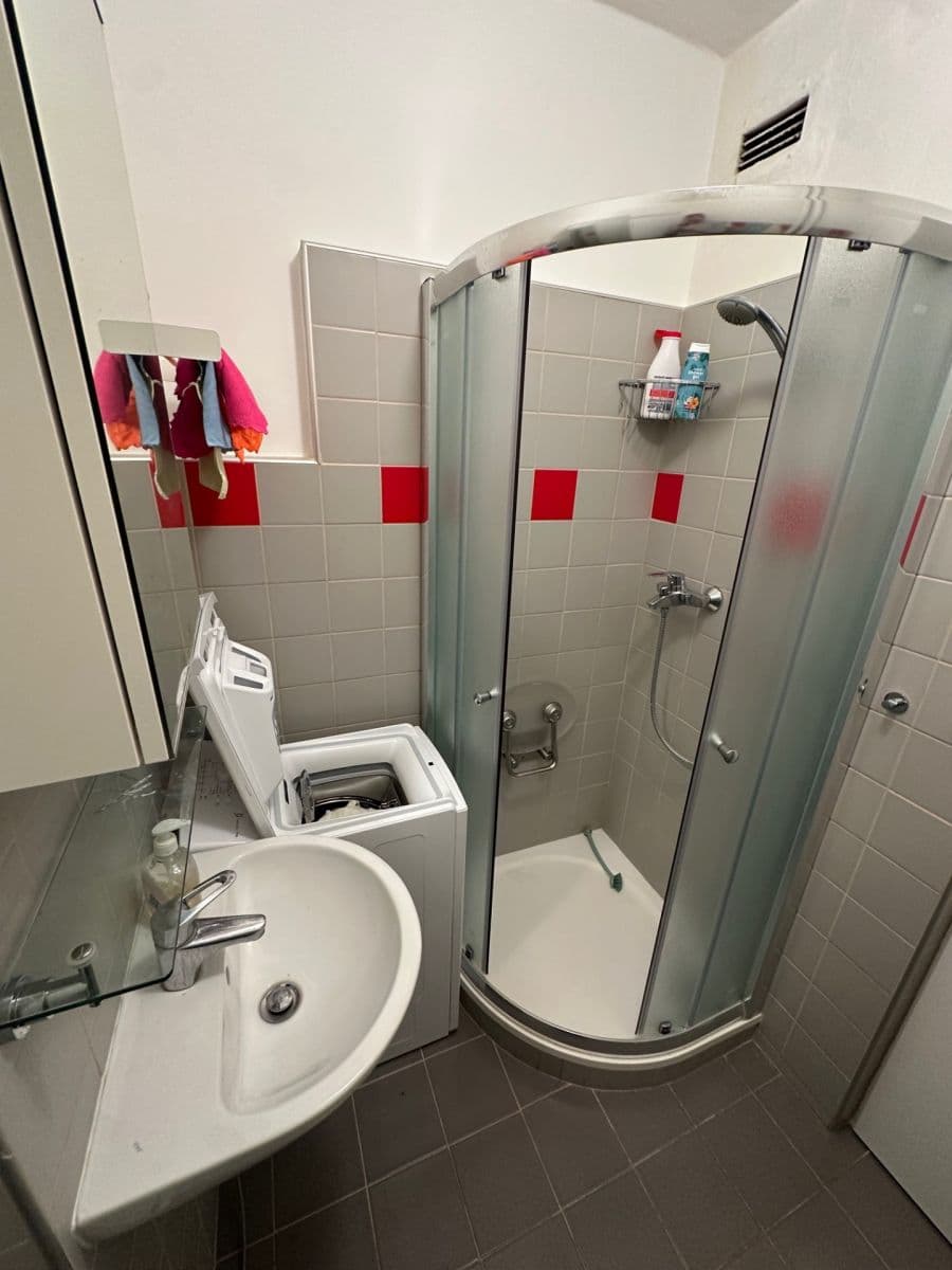 Predaj bytu 3-izbový 73 m², Jabloňová, Praha, Praha Predaj bytu 3-izbový 73 m², Jabloňová, Praha, Praha