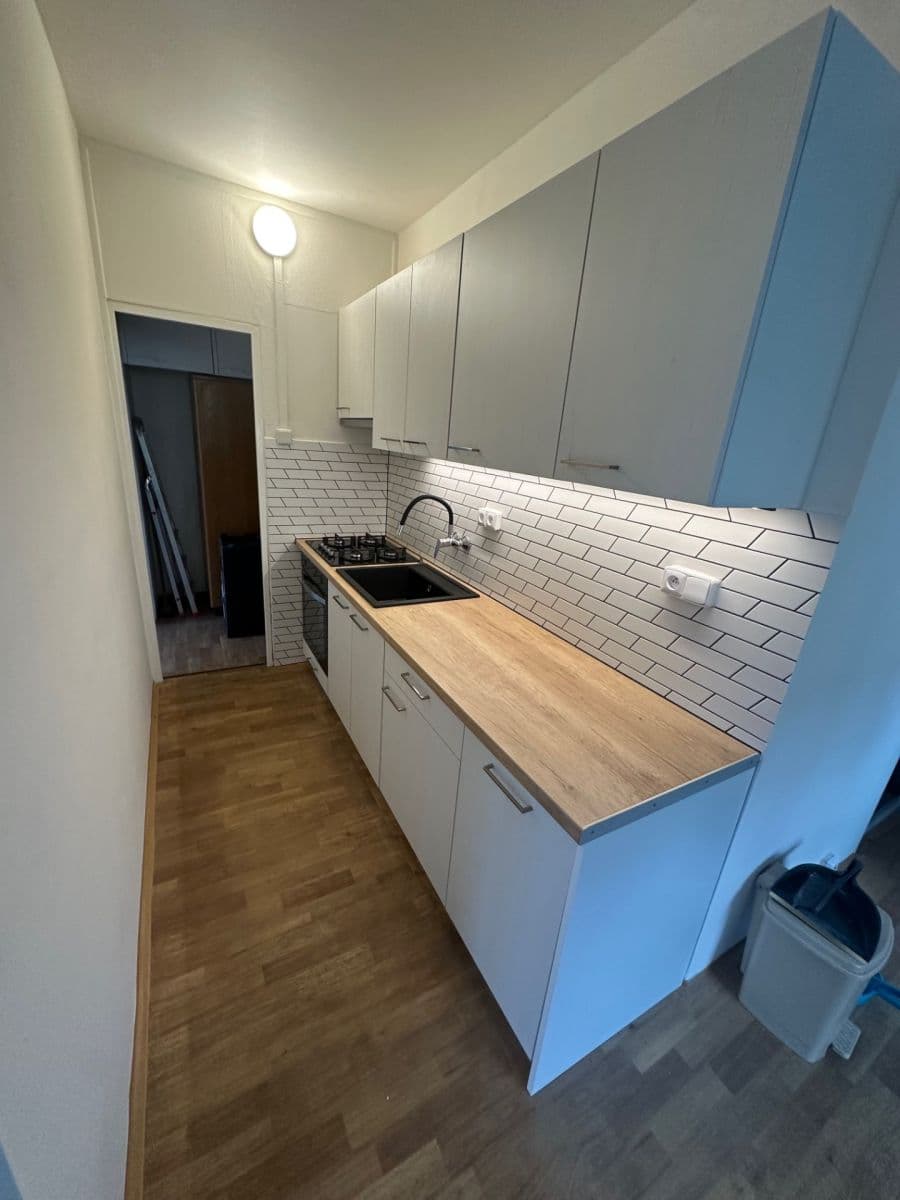 Predaj bytu 3-izbový 73 m², Jabloňová, Praha, Praha Predaj bytu 3-izbový 73 m², Jabloňová, Praha, Praha
