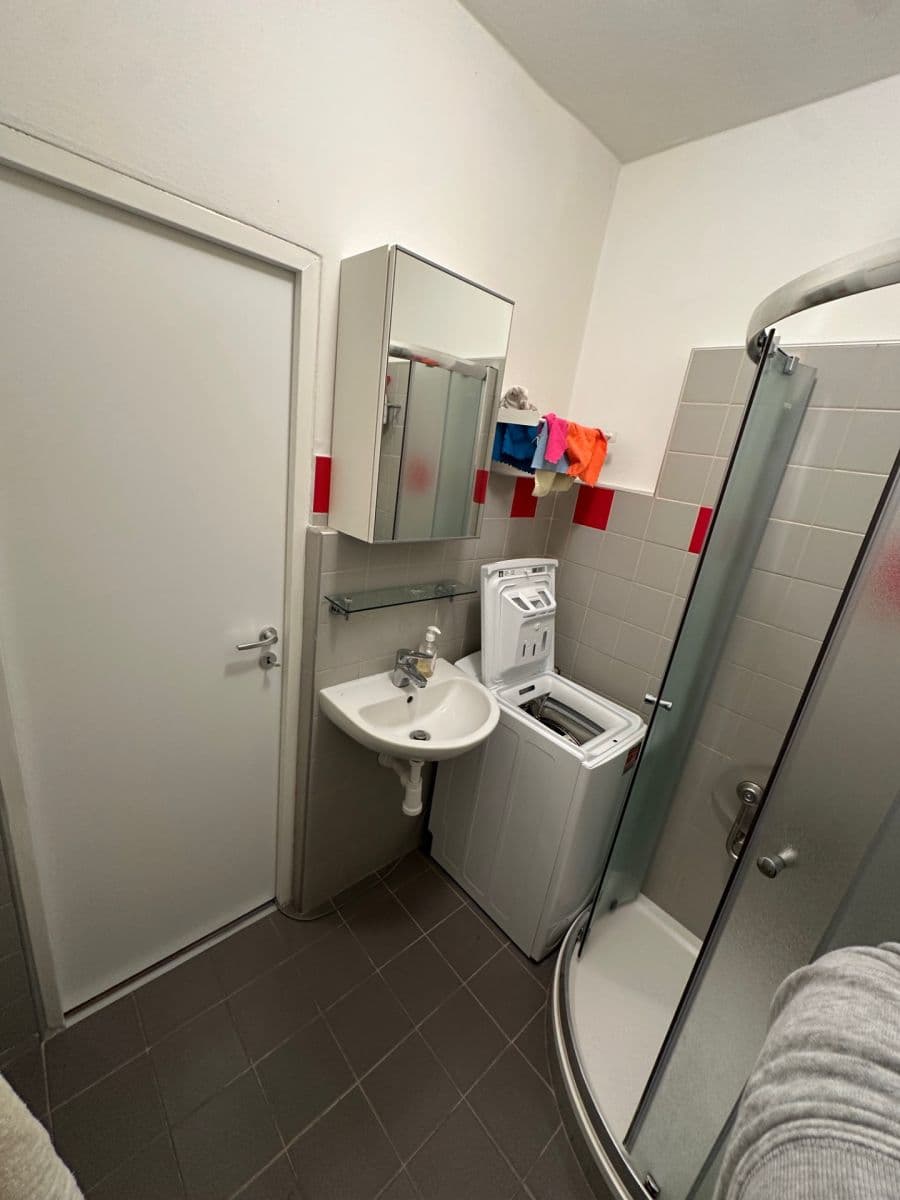 Predaj bytu 3-izbový 73 m², Jabloňová, Praha, Praha Predaj bytu 3-izbový 73 m², Jabloňová, Praha, Praha