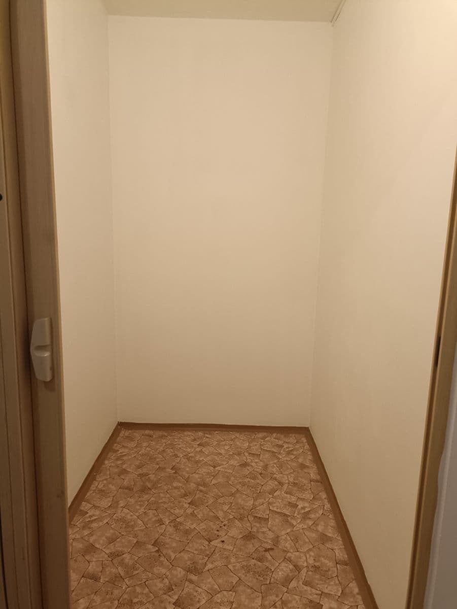 Prenájom bytu 3-izbový 81 m², Amforová, Praha, Praha Prenájom bytu 3-izbový 81 m², Amforová, Praha, Praha