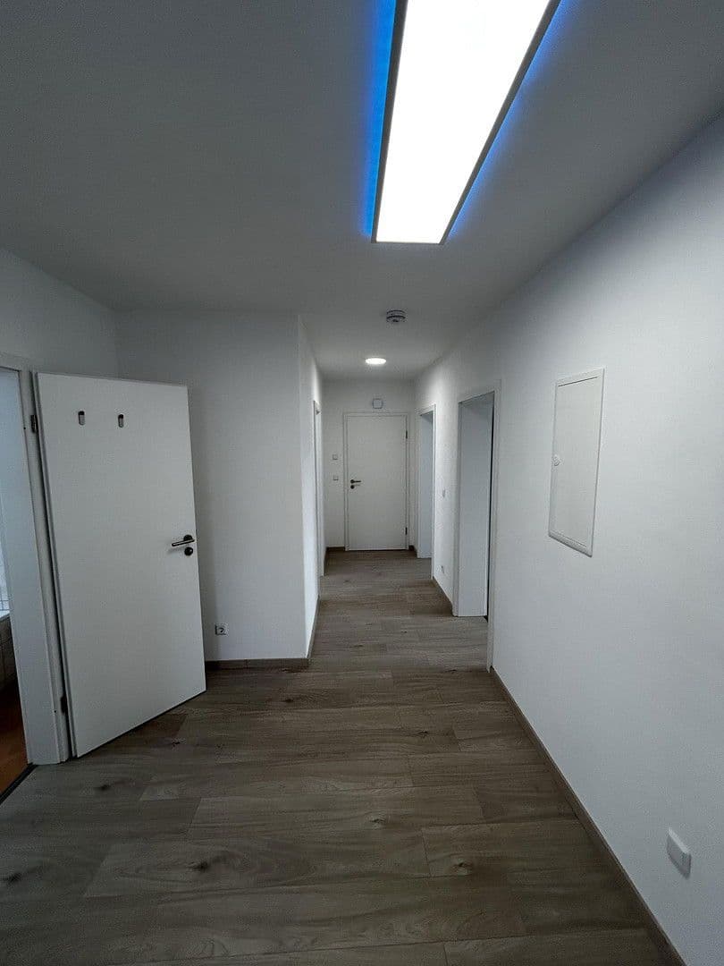 Prenájom bytu 4-izbový 92 m², Beethovenstraße 8-10, Baunatal, Hesensko Prenájom bytu 4-izbový 92 m², Beethovenstraße 8-10, Baunatal, Hesensko