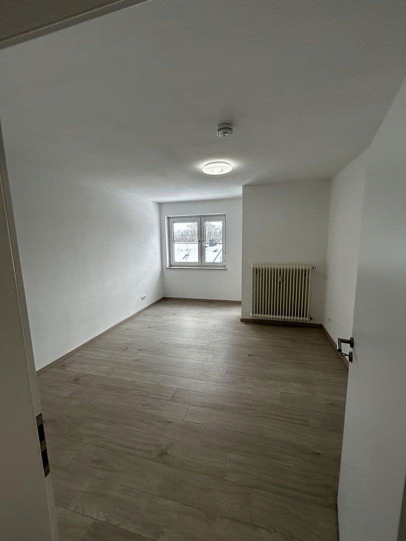 Prenájom bytu 4-izbový 92 m², Beethovenstraße 8-10, Baunatal, Hesensko Prenájom bytu 4-izbový 92 m², Beethovenstraße 8-10, Baunatal, Hesensko