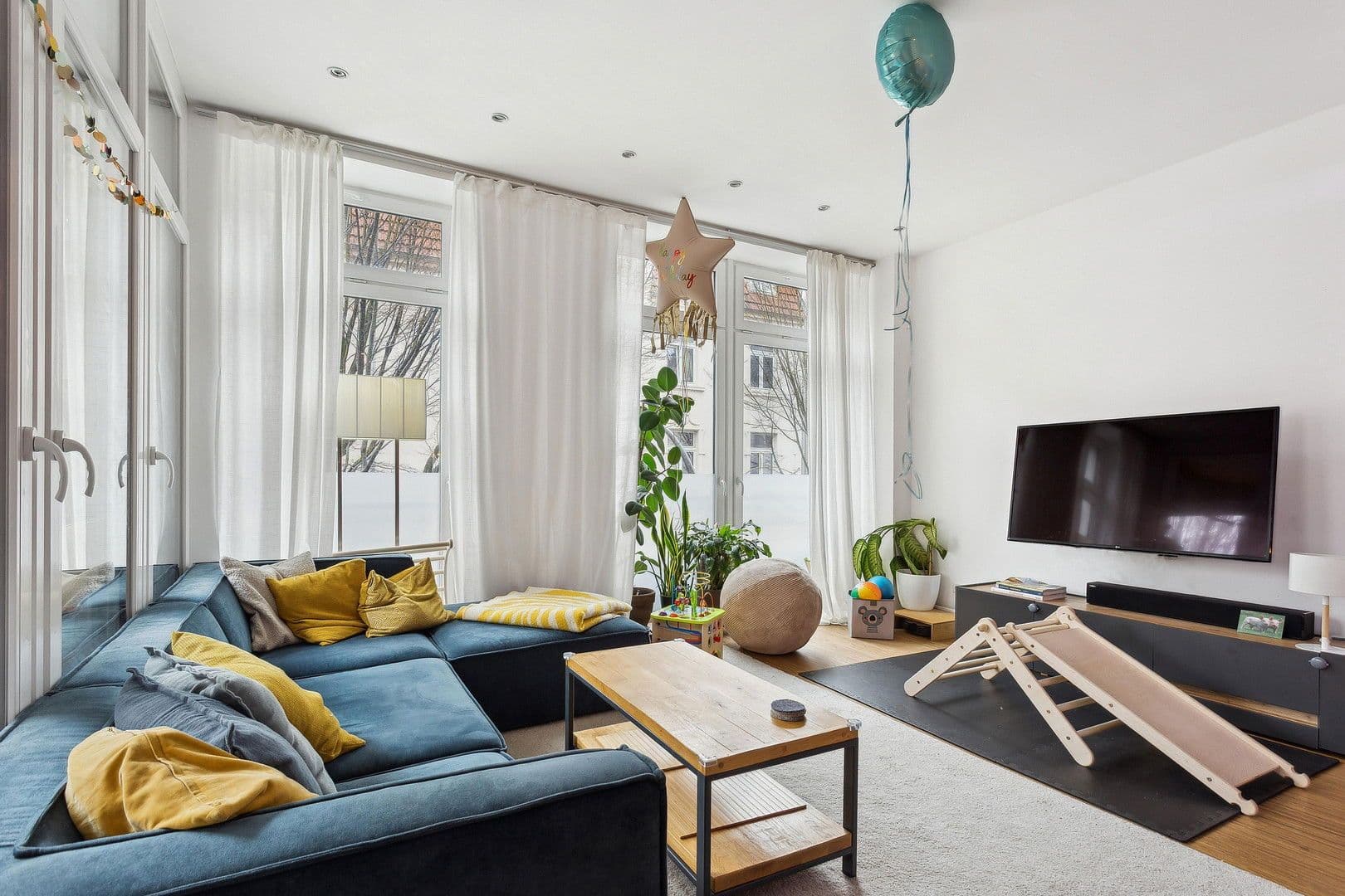 Predaj bytu 3-izbový 94 m², Lessingstr. 53, Köln, Severné Porýnie - Westfálsko Predaj bytu 3-izbový 94 m², Lessingstr. 53, Köln, Severné Porýnie - Westfálsko