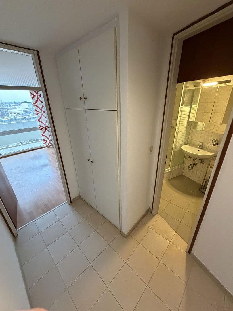 Prenájom bytu 1-izbový 30 m², Listseeweg 7, München, Bavorsko Prenájom bytu 1-izbový 30 m², Listseeweg 7, München, Bavorsko