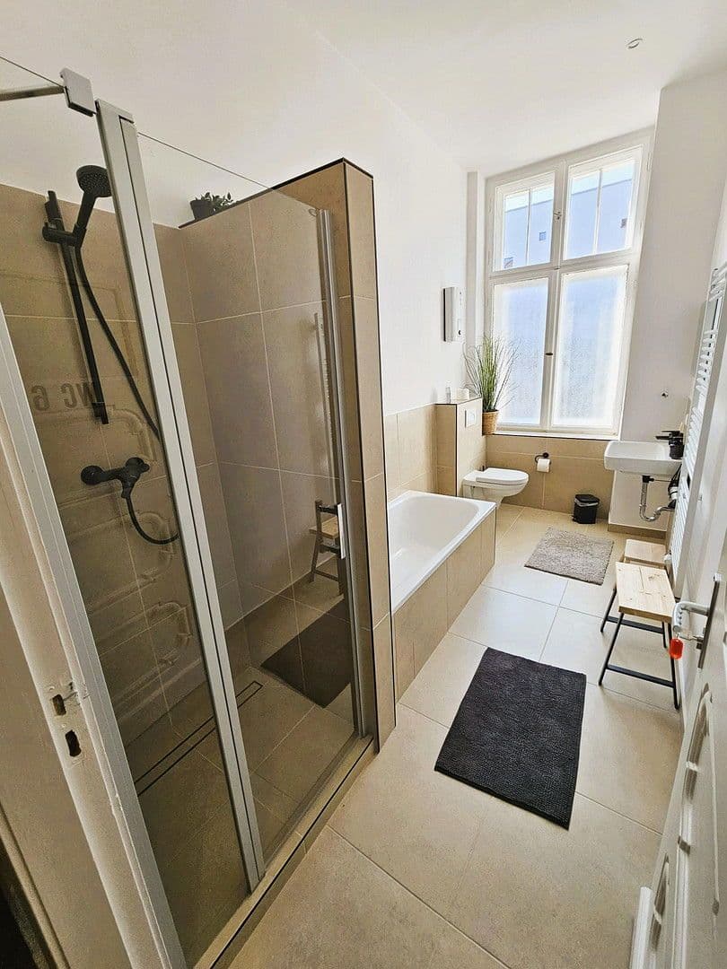 Predaj bytu 4-izbový 150 m², Brandenburgische Straße 16, Berlin, Berlín Predaj bytu 4-izbový 150 m², Brandenburgische Straße 16, Berlin, Berlín