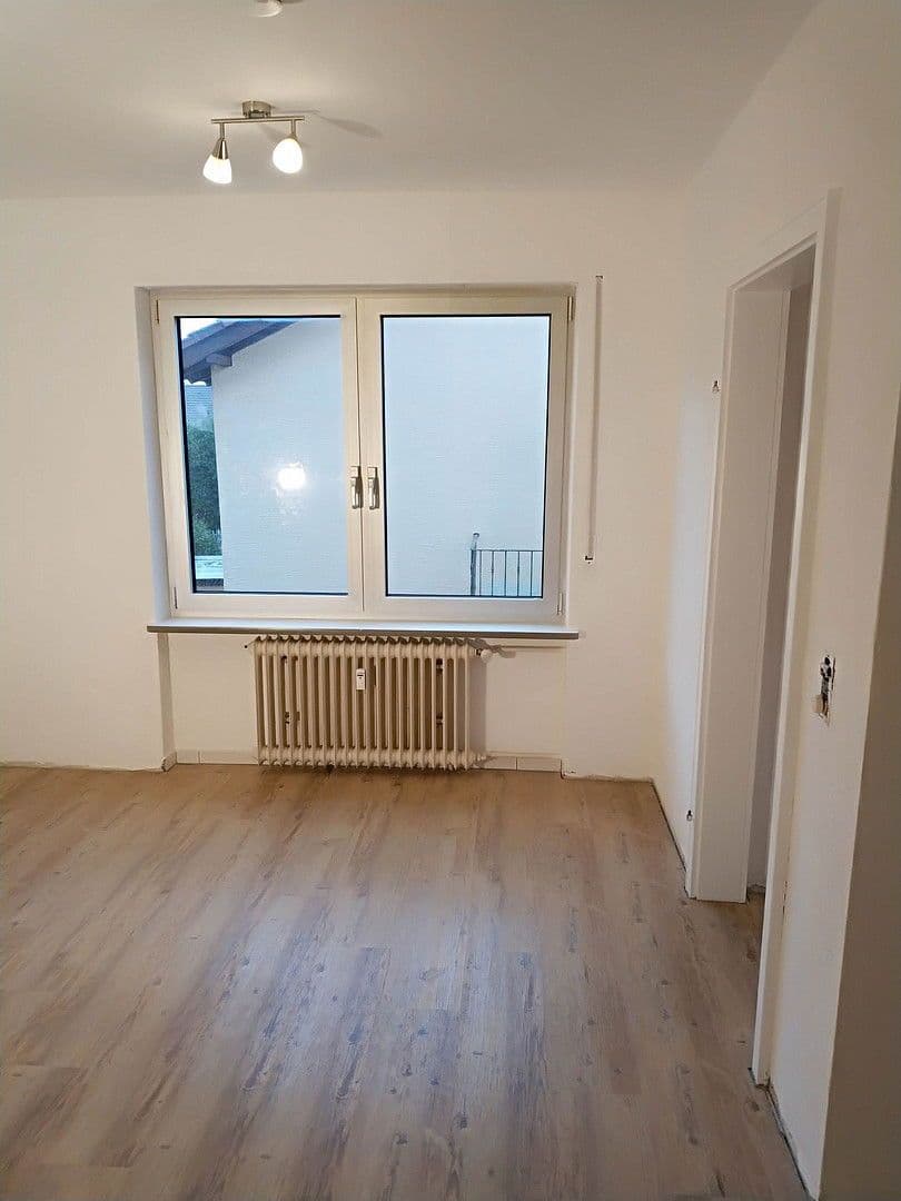 Prenájom bytu 2-izbový 45 m², Steinwenden, Porýnie-Falcko Prenájom bytu 2-izbový 45 m², Steinwenden, Porýnie-Falcko
