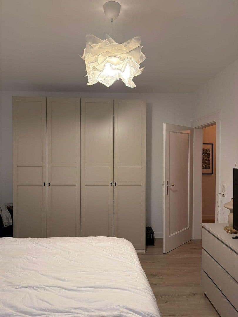 Prenájom bytu 3-izbový 80 m², Bielefeld, Severné Porýnie - Westfálsko Prenájom bytu 3-izbový 80 m², Bielefeld, Severné Porýnie - Westfálsko