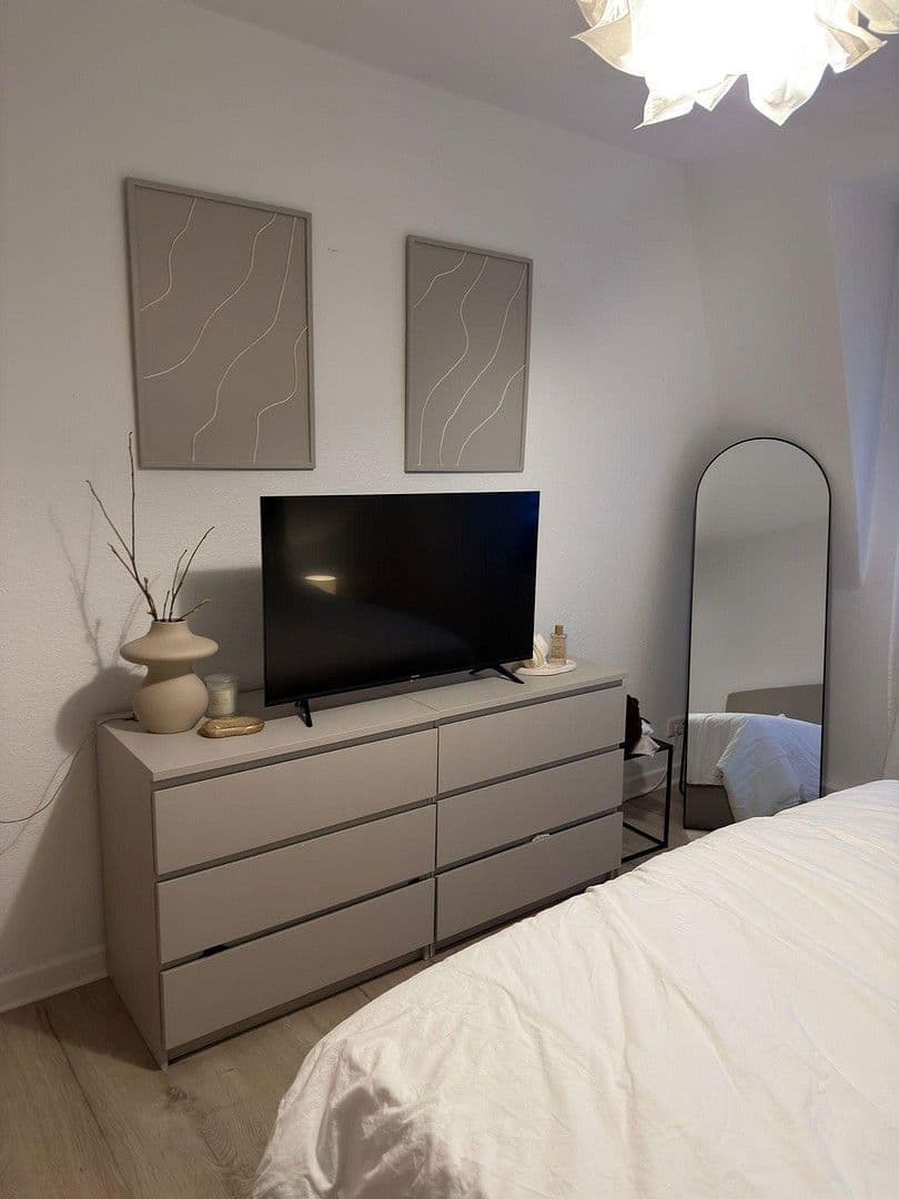 Prenájom bytu 3-izbový 80 m², Bielefeld, Severné Porýnie - Westfálsko Prenájom bytu 3-izbový 80 m², Bielefeld, Severné Porýnie - Westfálsko