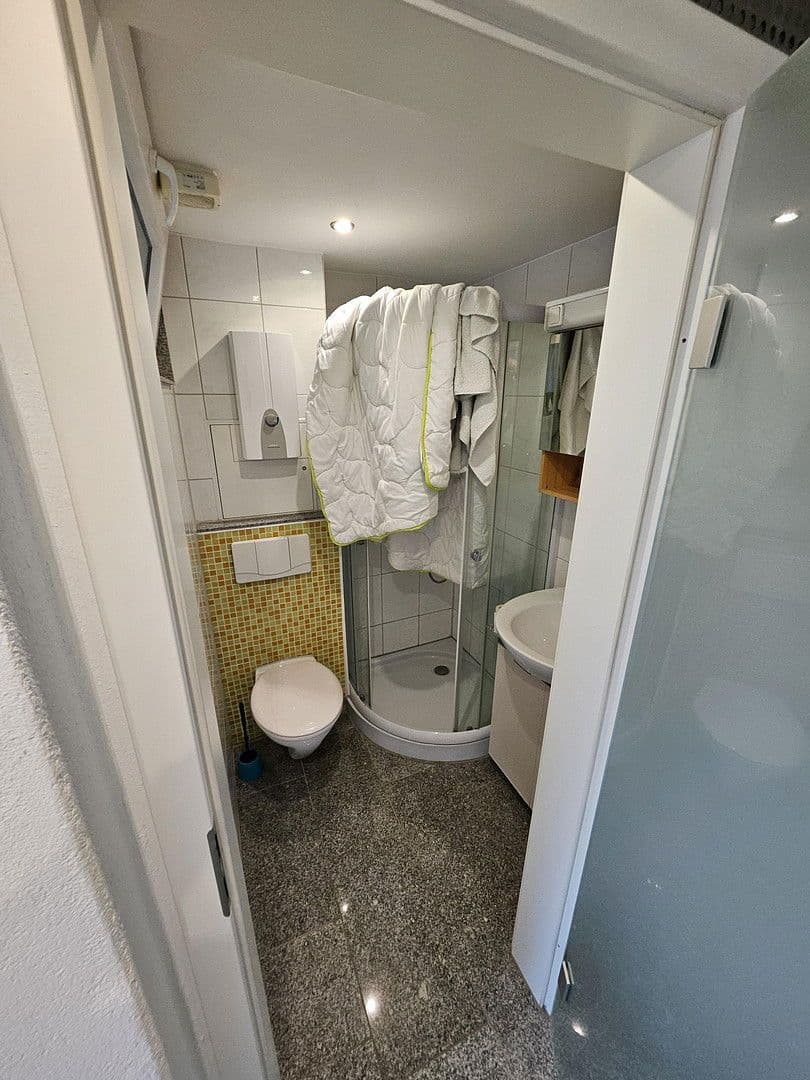 Prenájom bytu 1-izbový 25 m², Stuttgart, Bádensko-Wurttembersko Prenájom bytu 1-izbový 25 m², Stuttgart, Bádensko-Wurttembersko