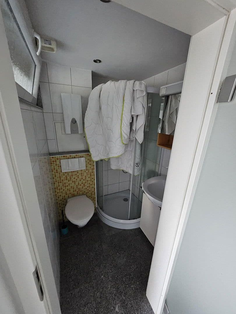 Prenájom bytu 1-izbový 25 m², Stuttgart, Bádensko-Wurttembersko Prenájom bytu 1-izbový 25 m², Stuttgart, Bádensko-Wurttembersko