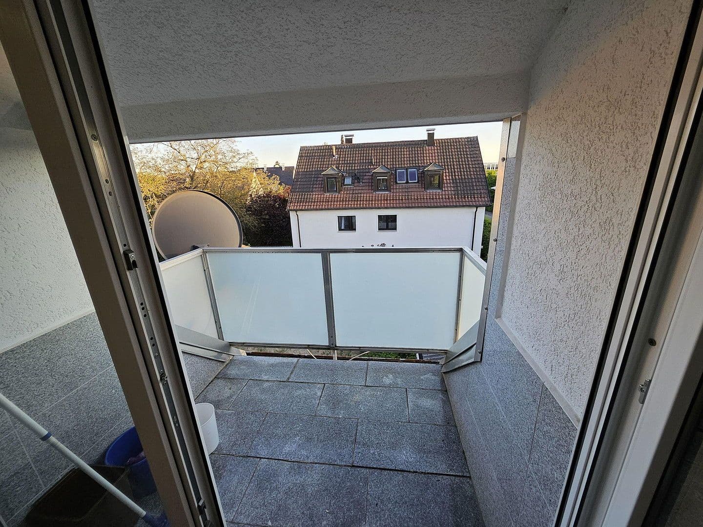 Prenájom bytu 1-izbový 25 m², Stuttgart, Bádensko-Wurttembersko Prenájom bytu 1-izbový 25 m², Stuttgart, Bádensko-Wurttembersko