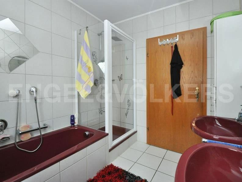 Prenájom bytu 3-izbový 89 m², Pohlheim, Hesensko Prenájom bytu 3-izbový 89 m², Pohlheim, Hesensko