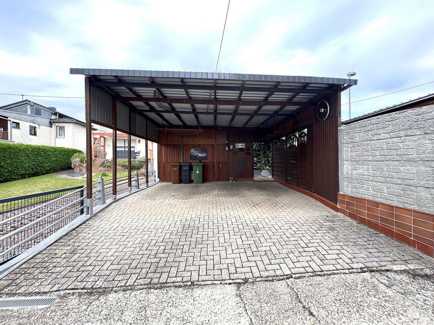 Predaj domu 124 m², pozemek 339 m², Karbachstr. 2, Neuwied, Porýnie-Falcko Predaj domu 124 m², pozemek 339 m², Karbachstr. 2, Neuwied, Porýnie-Falcko