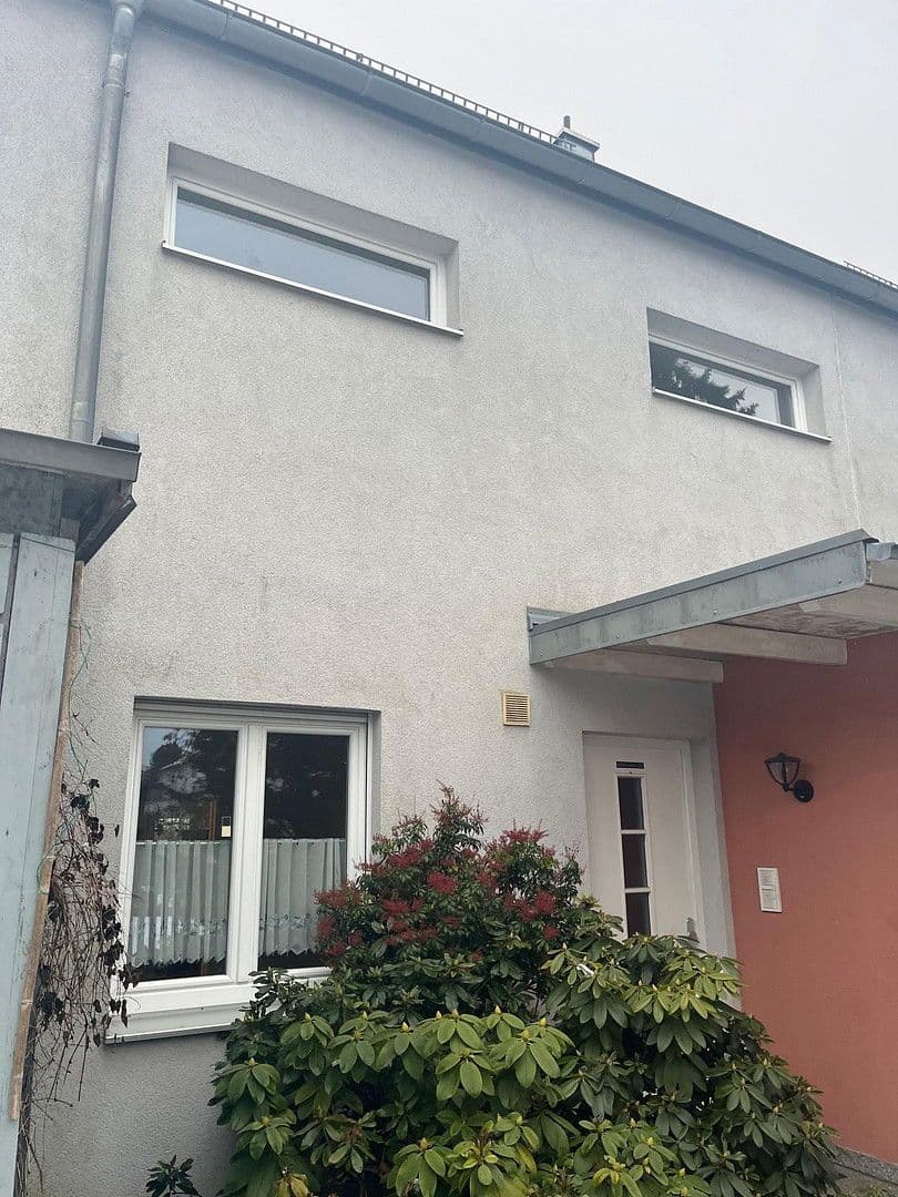 Predaj domu 140 m², pozemek 194 m², Regensburg, Bavorsko Predaj domu 140 m², pozemek 194 m², Regensburg, Bavorsko