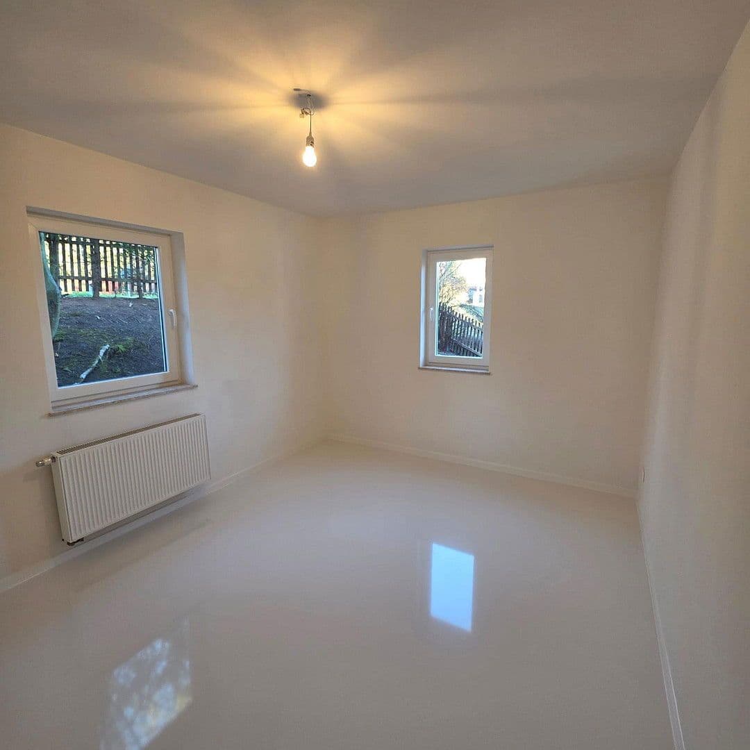 Predaj domu 121 m², pozemek 554 m², Deumener Weg 1, Hohenmölsen, Sasko-Anhaltsko Predaj domu 121 m², pozemek 554 m², Deumener Weg 1, Hohenmölsen, Sasko-Anhaltsko