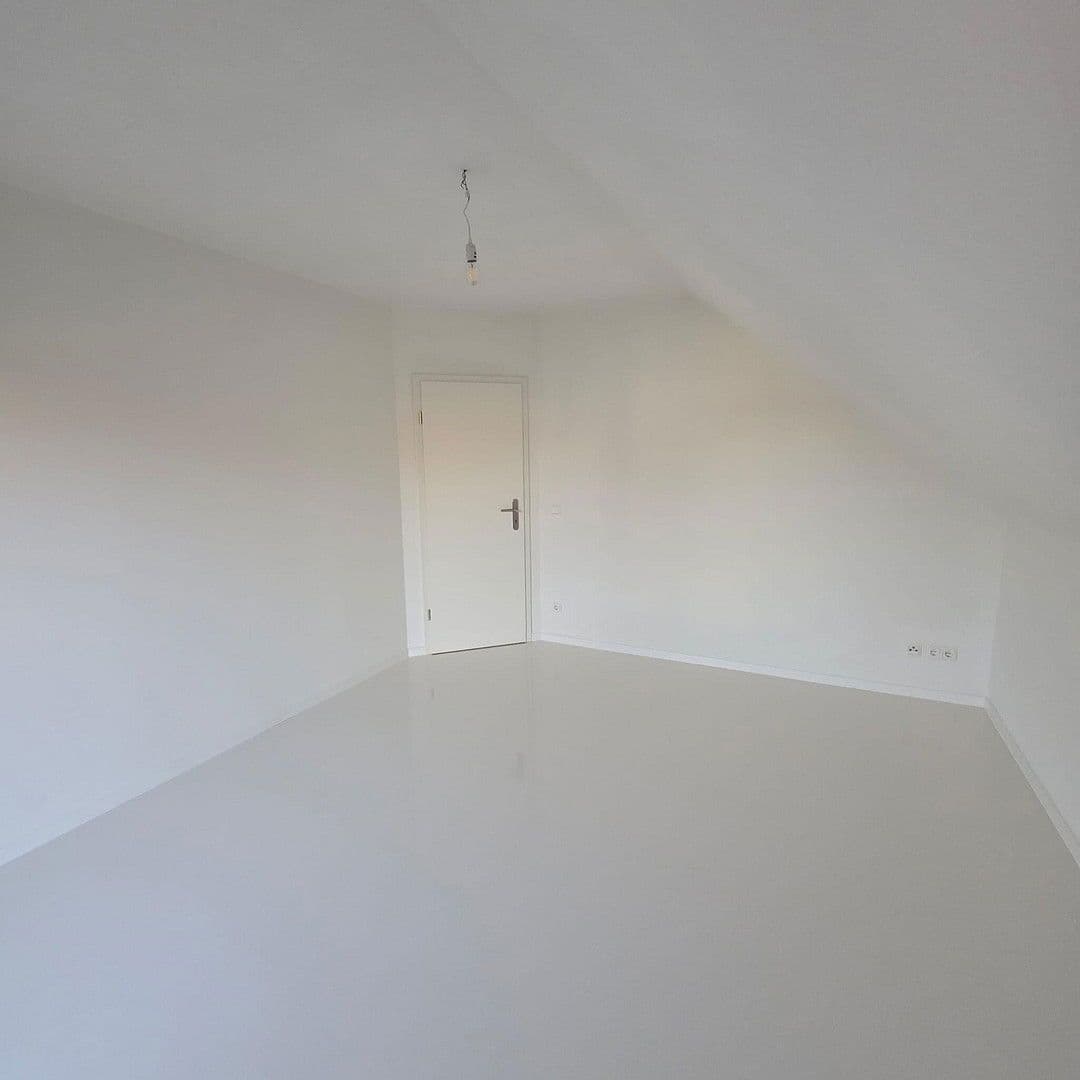 Predaj domu 121 m², pozemek 554 m², Deumener Weg 1, Hohenmölsen, Sasko-Anhaltsko Predaj domu 121 m², pozemek 554 m², Deumener Weg 1, Hohenmölsen, Sasko-Anhaltsko
