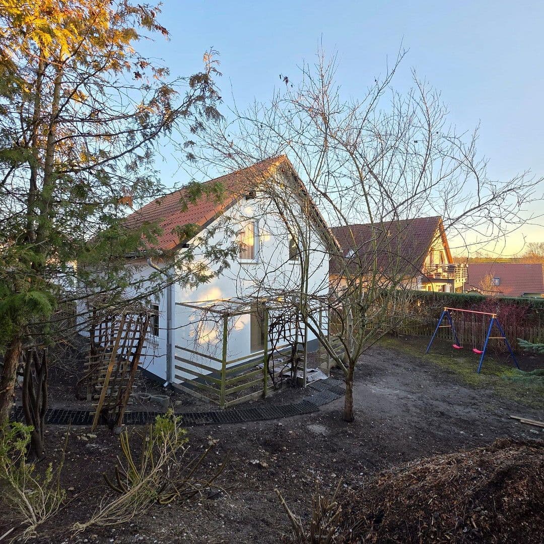 Predaj domu 121 m², pozemek 554 m², Deumener Weg 1, Hohenmölsen, Sasko-Anhaltsko Predaj domu 121 m², pozemek 554 m², Deumener Weg 1, Hohenmölsen, Sasko-Anhaltsko