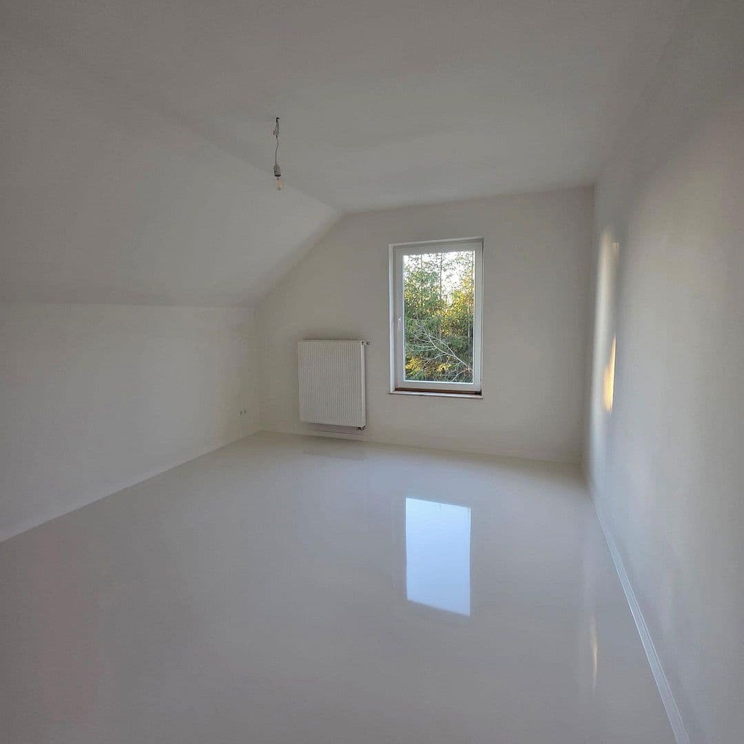 Predaj domu 121 m², pozemek 554 m², Deumener Weg 1, Hohenmölsen, Sasko-Anhaltsko Predaj domu 121 m², pozemek 554 m², Deumener Weg 1, Hohenmölsen, Sasko-Anhaltsko