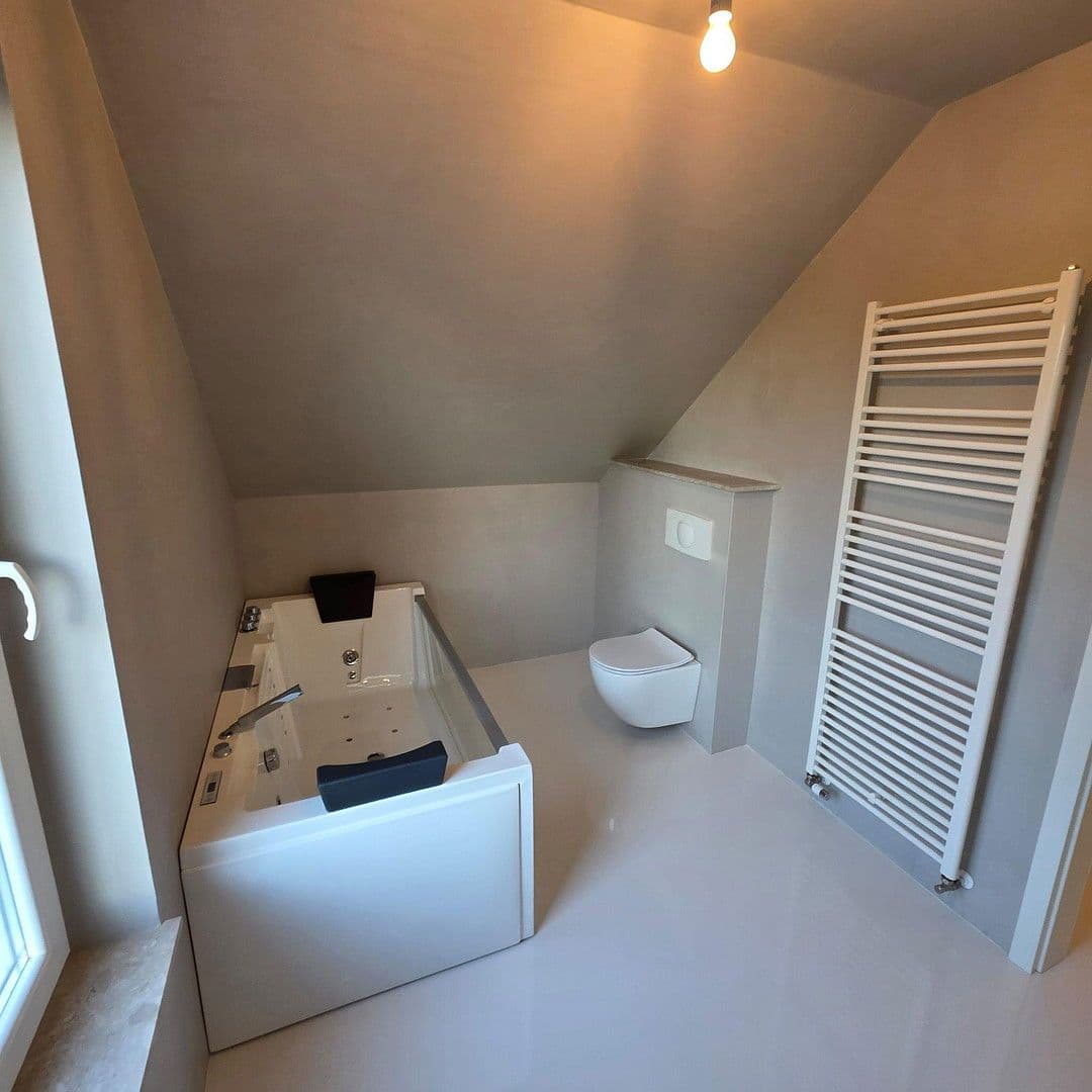 Predaj domu 121 m², pozemek 554 m², Deumener Weg 1, Hohenmölsen, Sasko-Anhaltsko Predaj domu 121 m², pozemek 554 m², Deumener Weg 1, Hohenmölsen, Sasko-Anhaltsko