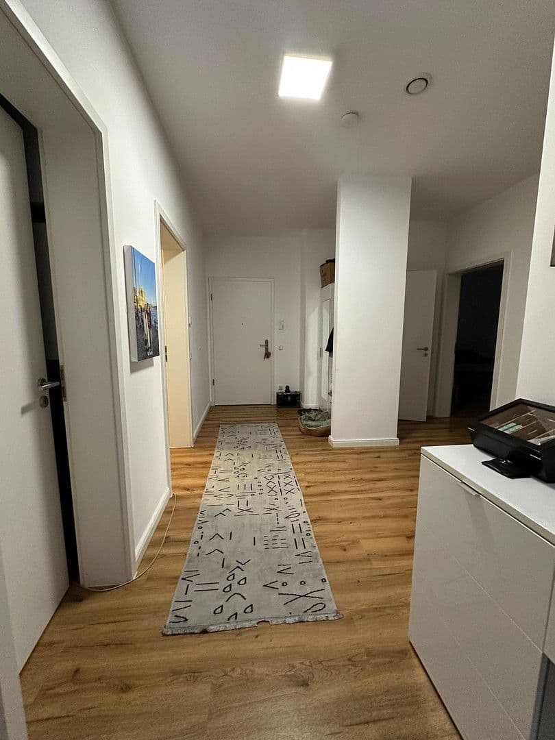 Prenájom bytu 4-izbový 132 m², Prinz-Ferdiand-Str. 144, Krefeld, Severné Porýnie - Westfálsko Prenájom bytu 4-izbový 132 m², Prinz-Ferdiand-Str. 144, Krefeld, Severné Porýnie - Westfálsko