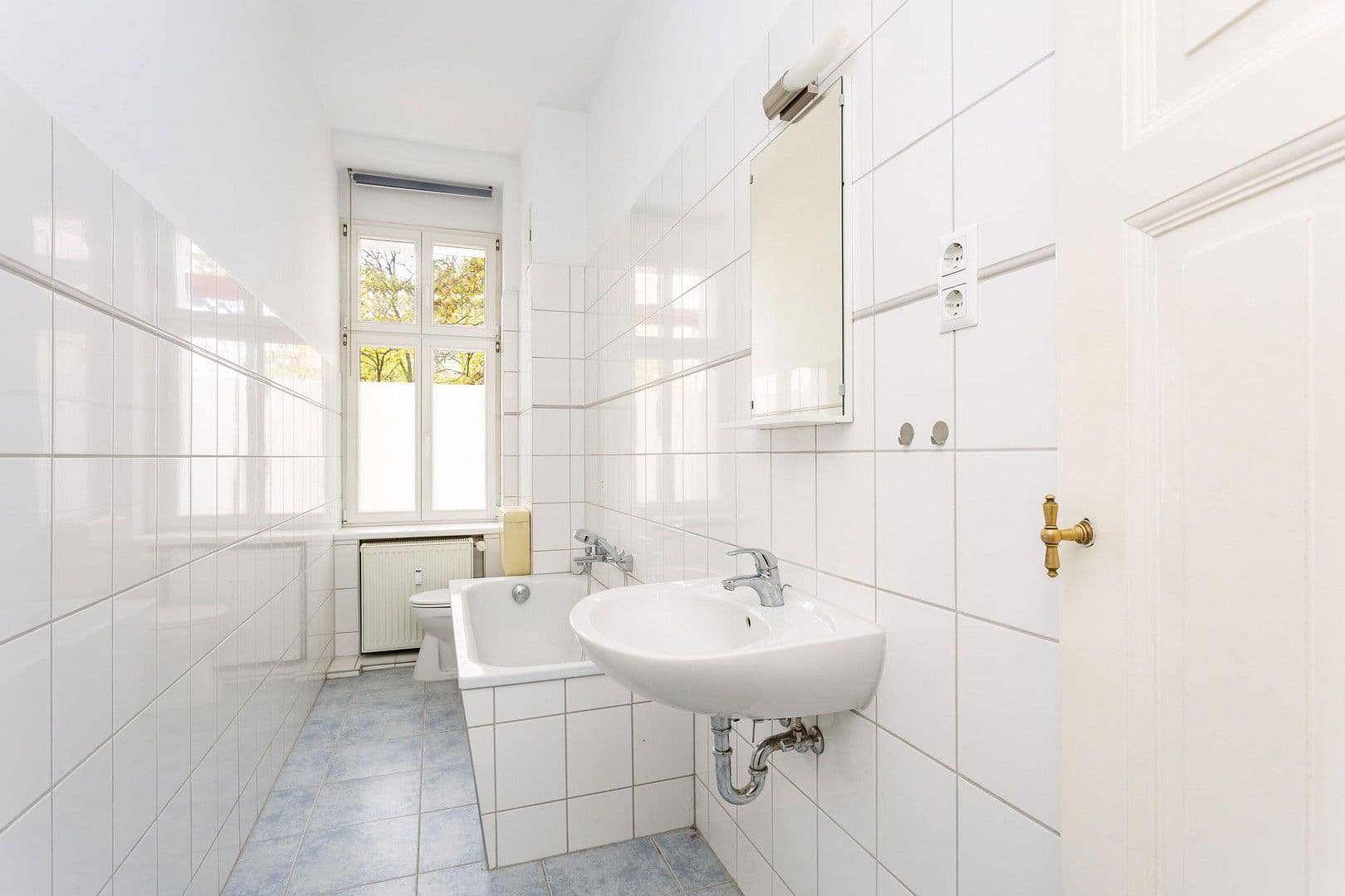 Predaj bytu 3-izbový 61 m², Menzelstrasse 21, Berlin, Berlín Predaj bytu 3-izbový 61 m², Menzelstrasse 21, Berlin, Berlín