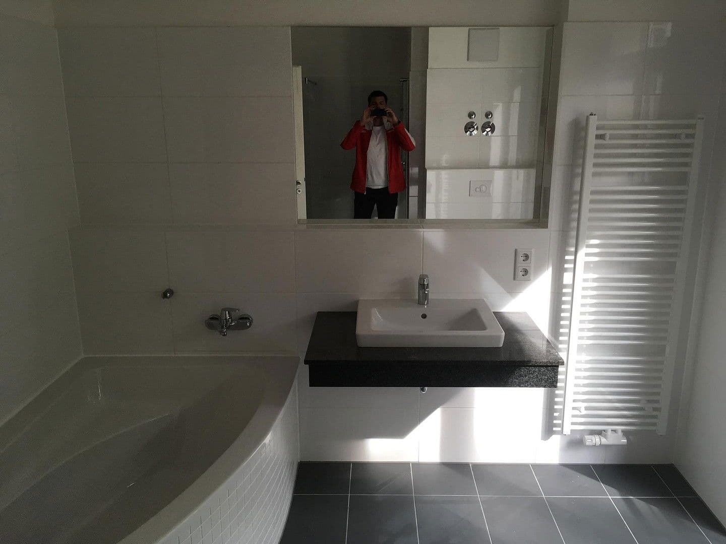 Predaj bytu 2-izbový 80 m², Südostallee 132, Berlin, Berlín Predaj bytu 2-izbový 80 m², Südostallee 132, Berlin, Berlín