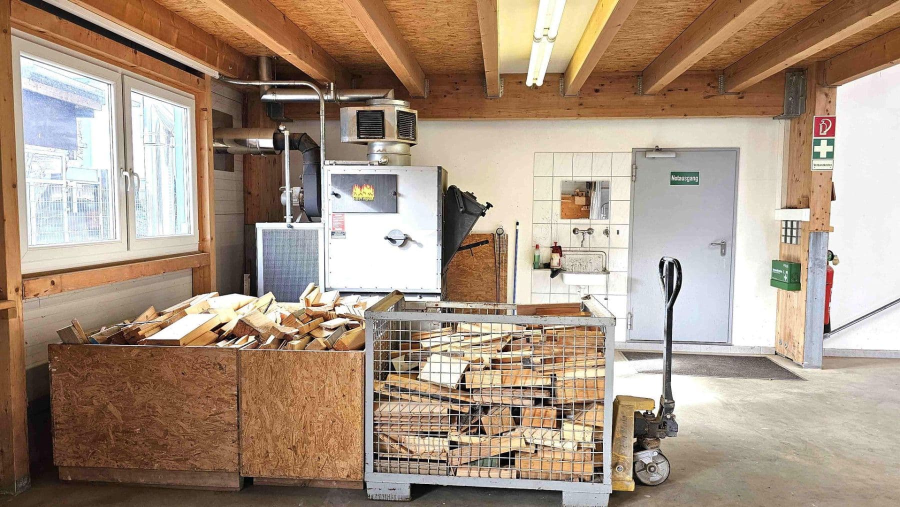 Prenájom nebytového priestoru 1.020 m², Große Isel 9, Neu-Ulm, Bavorsko Prenájom nebytového priestoru 1.020 m², Große Isel 9, Neu-Ulm, Bavorsko