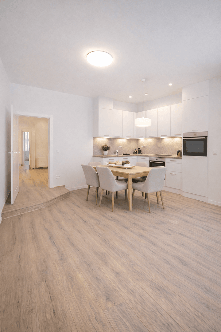 Predaj bytu 3-izbový 79 m², Schillerstraße, München, Bavorsko Predaj bytu 3-izbový 79 m², Schillerstraße, München, Bavorsko