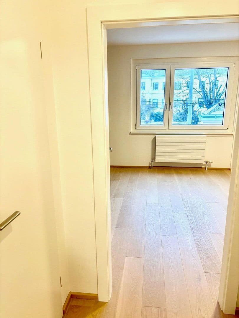 Prenájom bytu 1-izbový 32 m², Wien, Viedeň Prenájom bytu 1-izbový 32 m², Wien, Viedeň
