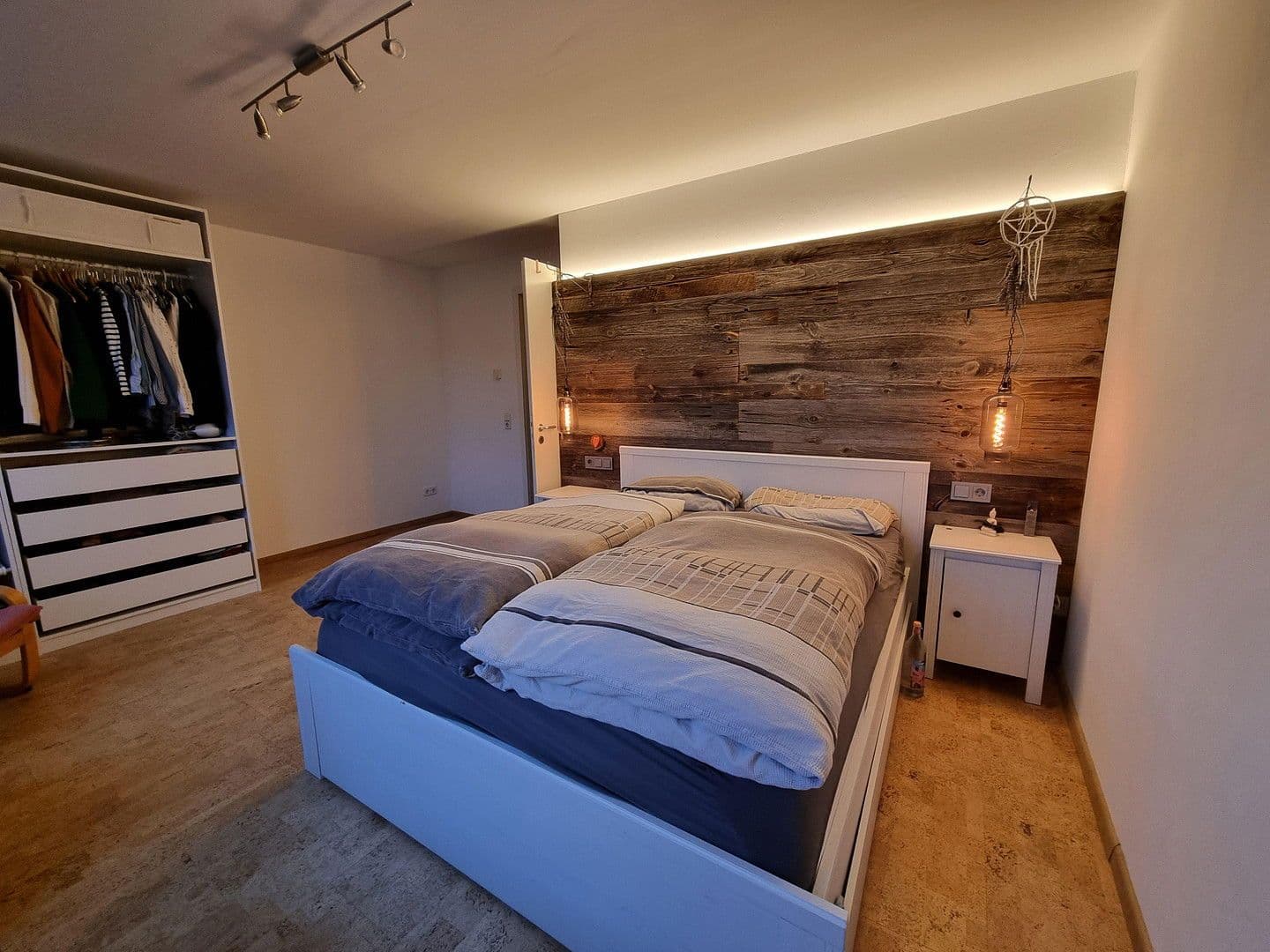 Predaj domu 119 m², pozemek 168 m², Hennigsdorf, Brandenbursko Predaj domu 119 m², pozemek 168 m², Hennigsdorf, Brandenbursko