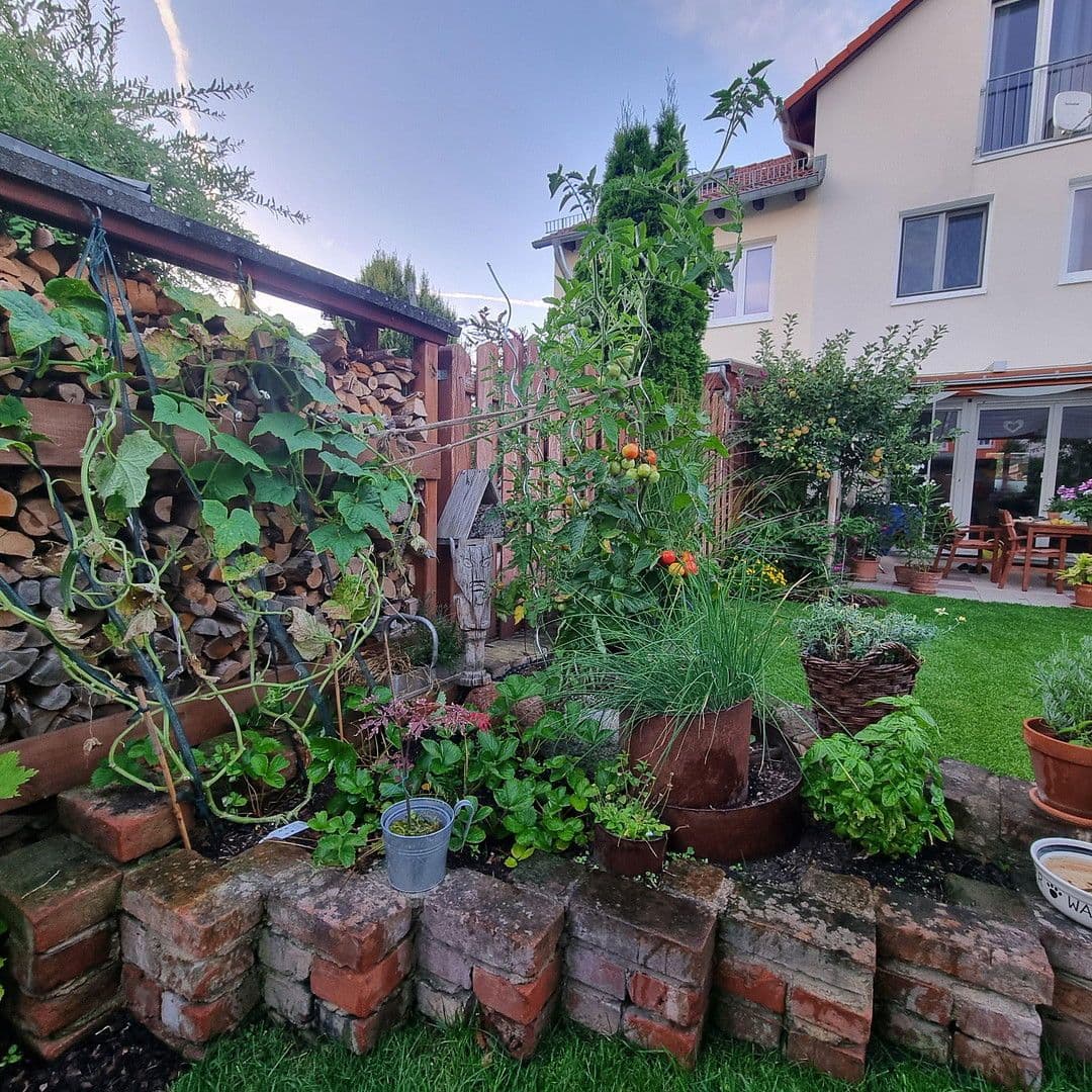 Predaj domu 119 m², pozemek 168 m², Hennigsdorf, Brandenbursko Predaj domu 119 m², pozemek 168 m², Hennigsdorf, Brandenbursko