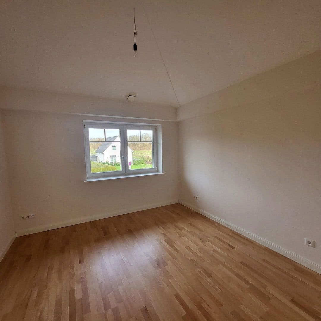 Prenájom bytu 3-izbový 95 m², Seevetal, Dolné Sasko Prenájom bytu 3-izbový 95 m², Seevetal, Dolné Sasko