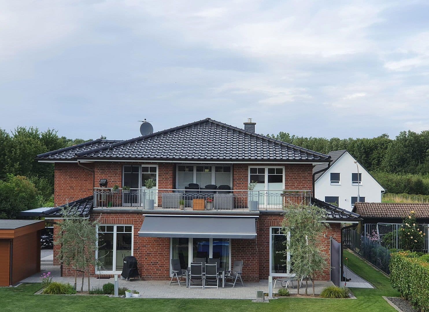 Prenájom bytu 3-izbový 95 m², Seevetal, Dolné Sasko Prenájom bytu 3-izbový 95 m², Seevetal, Dolné Sasko