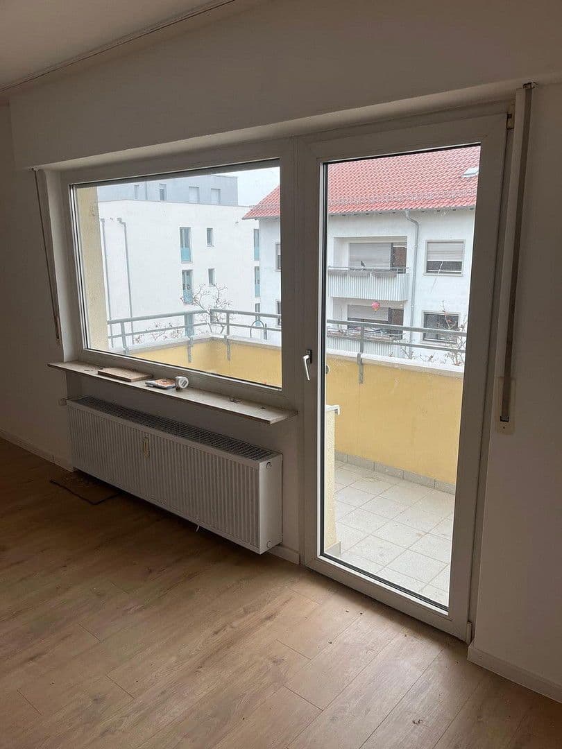 Prenájom bytu 1-izbový 42 m², Friedrich-Ebert-Str. 52-54, Schwetzingen, Bádensko-Wurttembersko Prenájom bytu 1-izbový 42 m², Friedrich-Ebert-Str. 52-54, Schwetzingen, Bádensko-Wurttembersko