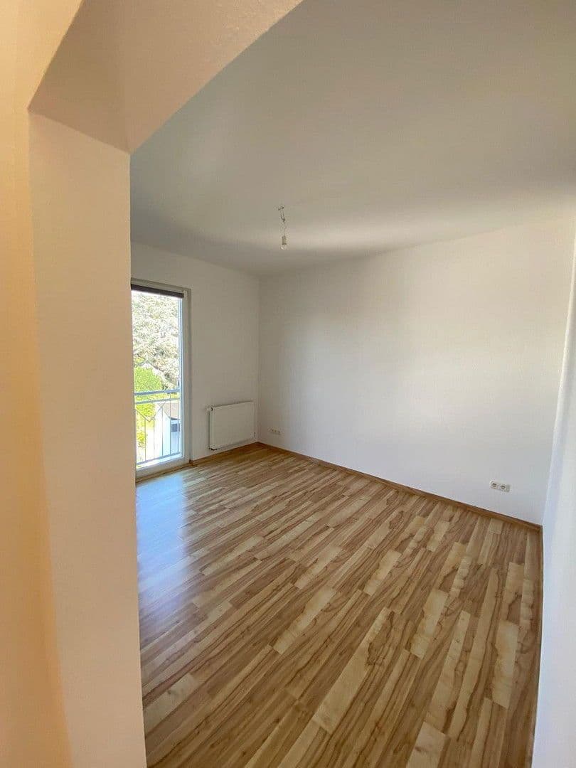 Prenájom bytu 3-izbový 60 m², Bergstraße 23, Bad Vilbel, Hesensko Prenájom bytu 3-izbový 60 m², Bergstraße 23, Bad Vilbel, Hesensko